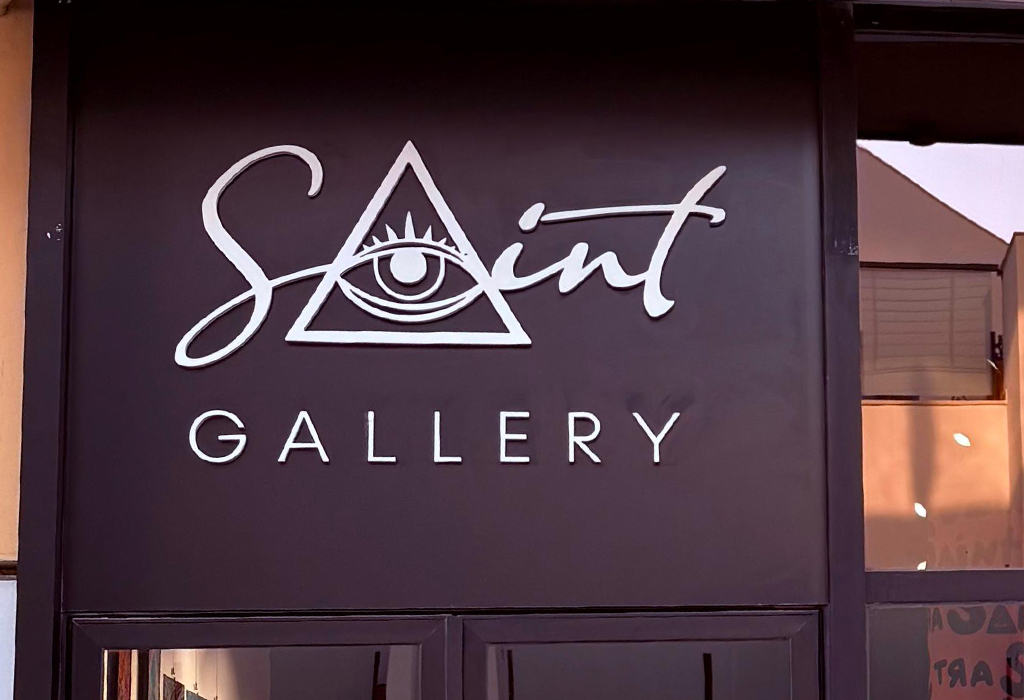 Entretien avec Pictor Mulier à Saint Gallery Ibiza : érotisme, corps féminin et fantaisie dans la peinture